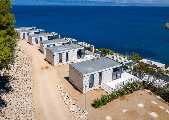 캠프장 Living Point Mobile Homes *