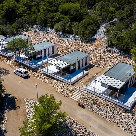 Living Point Mobile Homes Kemping Mali Lošinj